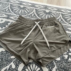 Vuori Clementine Short 2.0